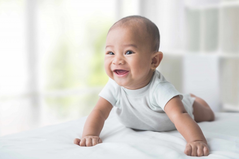 6个月婴儿的发育六个月宝宝的饮食护理